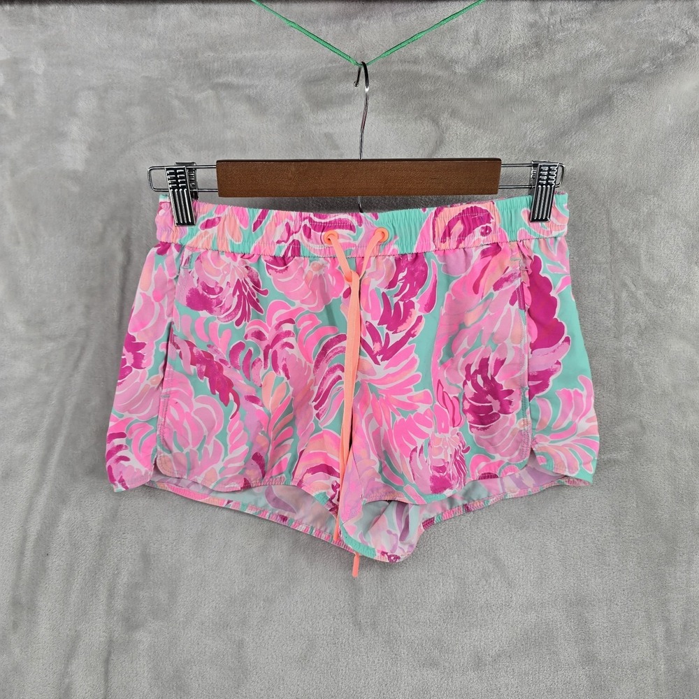 Lilly Pulitzer Size XS Luxletic Run Around Shorts Love Birds Pink Blue
